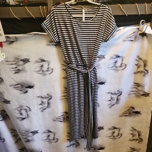 NY Collection Black and White Striped Dress